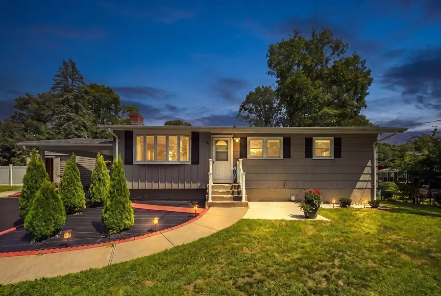 401 Turnpike St, Stoughton, MA 02072 - #2