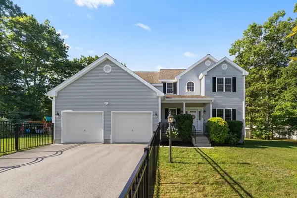 22 W Ledge Rd, Clinton, MA 01510