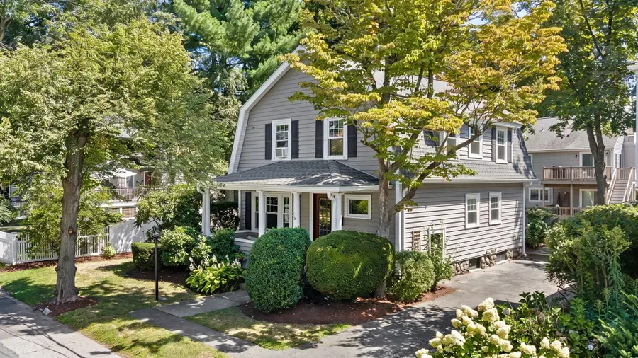 12 Gilbert Street, Waltham, MA 02453 - #2