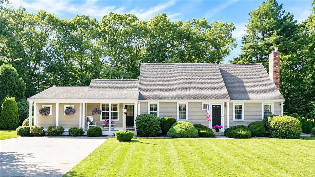 3 Copper Beech Dr, Kingston, MA 02364 - #1