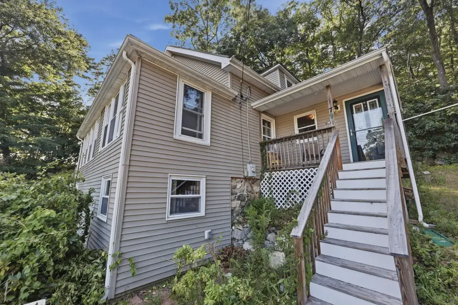 79 Waverly Rd, Woburn, MA 01801 - #3