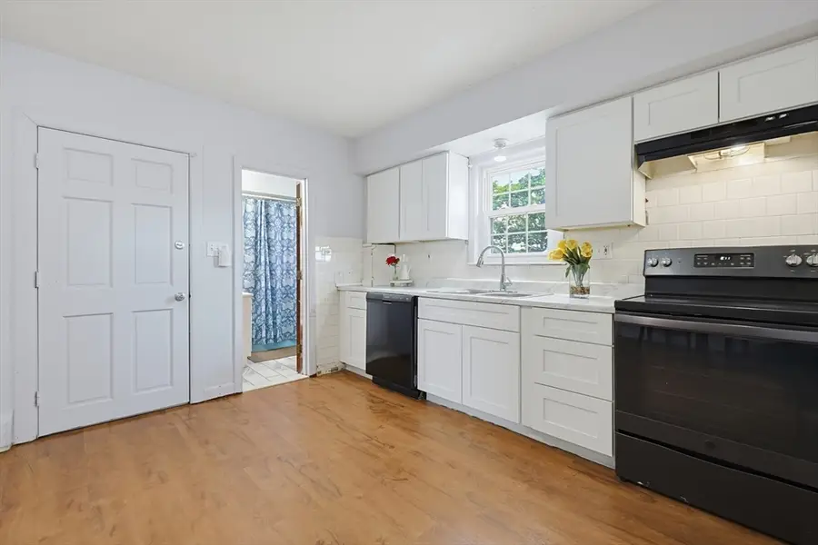 117 Bacon St, Attleboro, MA 02703 - #3