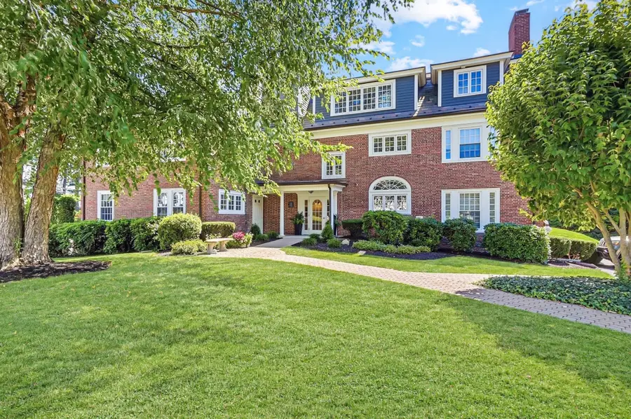 221 Worcester Lane #6, Waltham, MA 02451 - #2