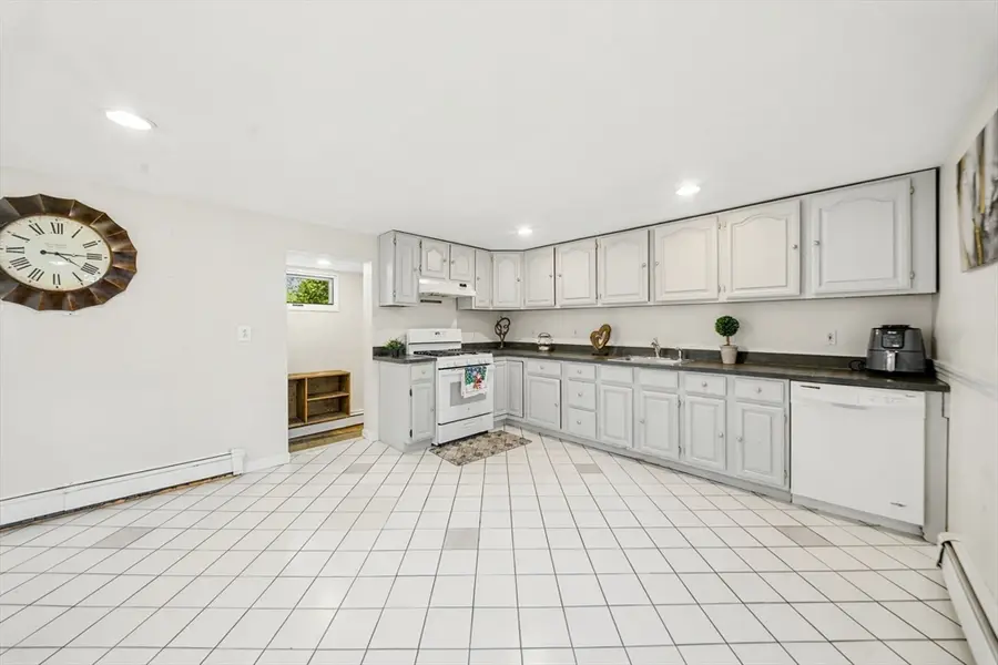 14-16 Moore St, Quincy, MA 02169 - #3