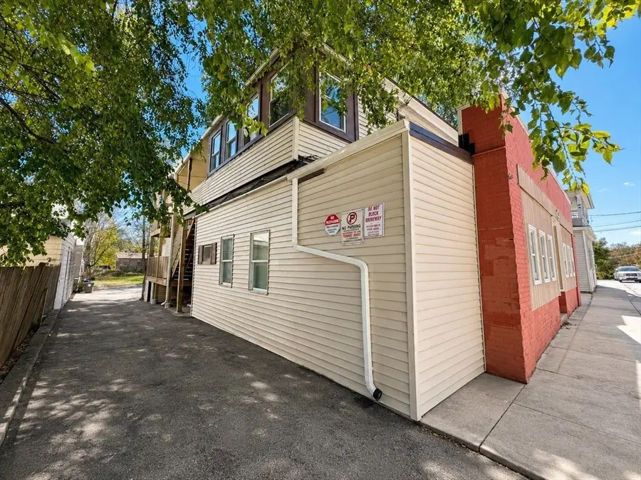 135-137 Elm St, Southbridge, MA 01550 - #3