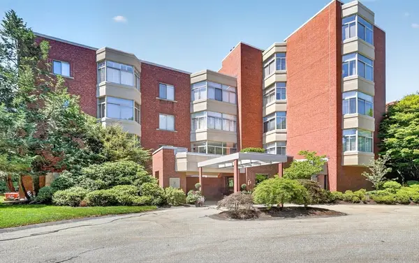 99-10 Florence Street #2A, Newton, MA 02472