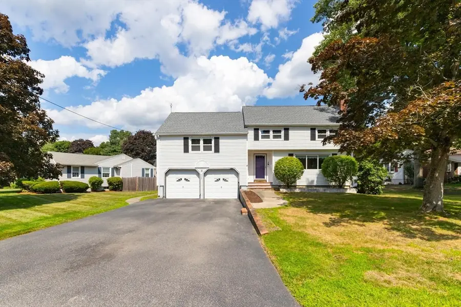 4 Mayflower, Stoneham, MA 02180 - #2