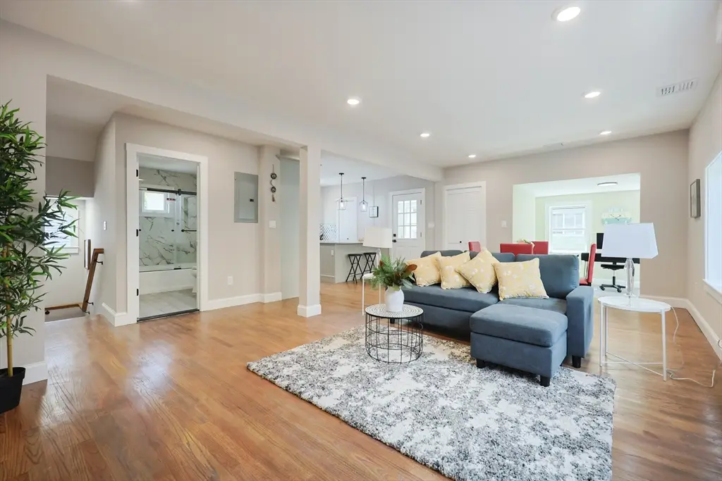 11 Watson St #2, Somerville, MA 02144 - #1