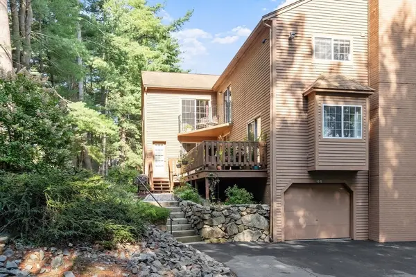 44 Voyagers Ln #44, Ashland, MA 01721