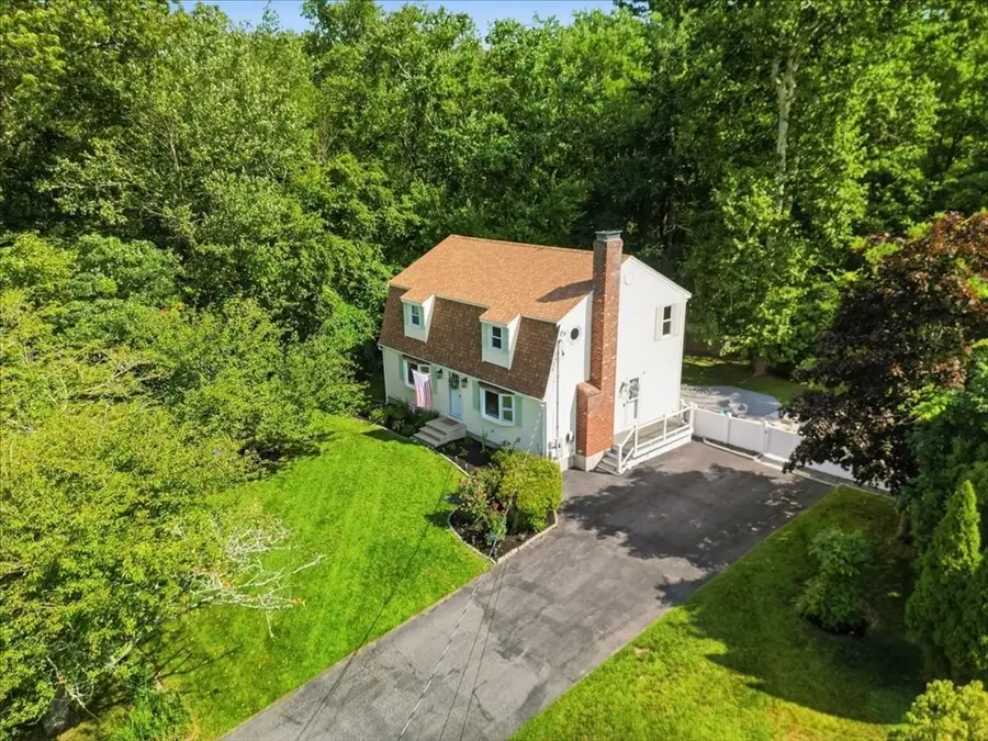 77 Briar Rd, Taunton, MA 02780 - #2
