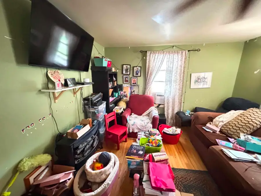 156 Main St, Rutland, MA 01543 - #3