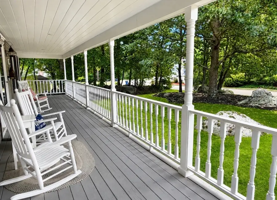 17 Fox Run Road, Medway, MA 02053 - #3