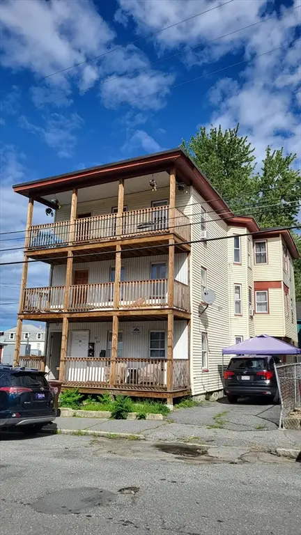 82-84 Willie Street, Lowell, MA 01854