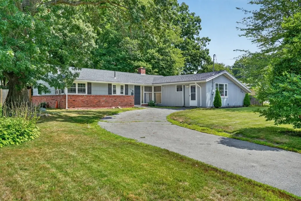 223 Elsie Rd, Brockton, MA 02302 - #1