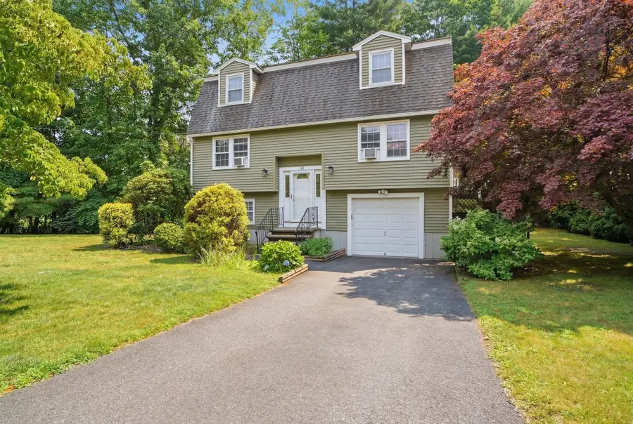 121 Regina S Dr, Tewksbury, MA 01876 - #2