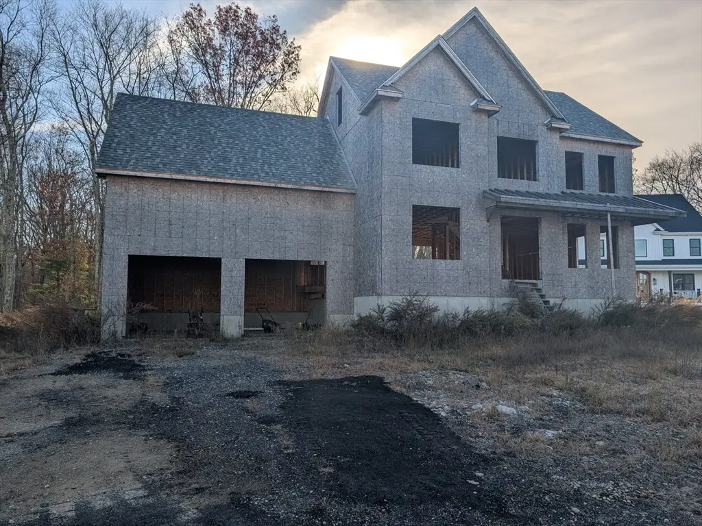 5 Windsor Dr, Attleboro, MA 02703 - #1