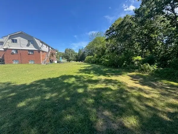 169 South St #11, Plymouth, MA 02360