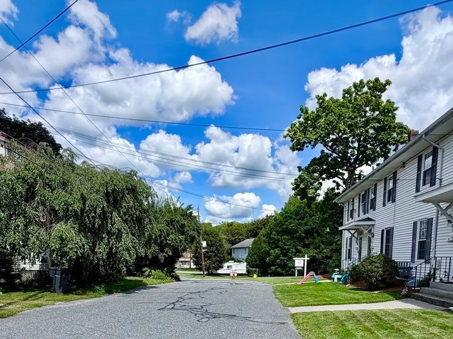 19 Sampson St #19, South Grafton, MA 01560 - #3