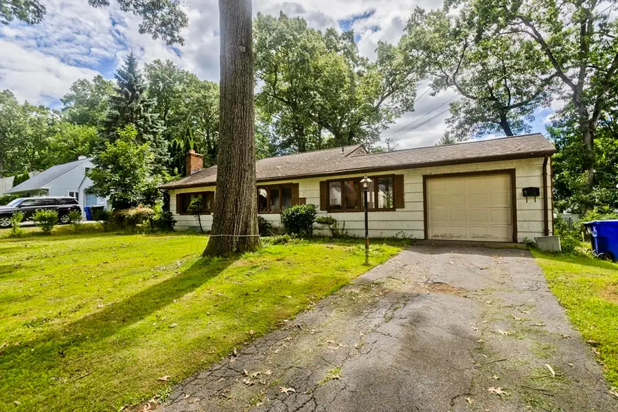 240 E Allen Ridge Rd, Springfield, MA 01118 - #3