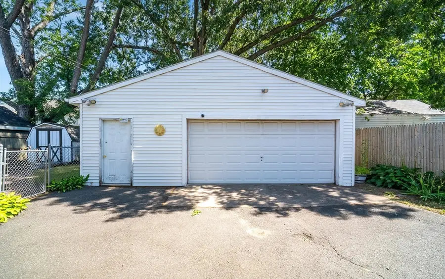 51 Itendale St, Springfield, MA 01108 - #3