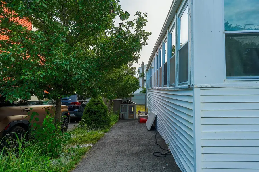 33 Bay View Ave, Winthrop, MA 02152 - #3