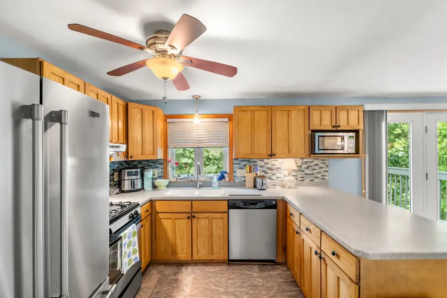128 Orton St Ext, Worcester, MA 01604 - #3