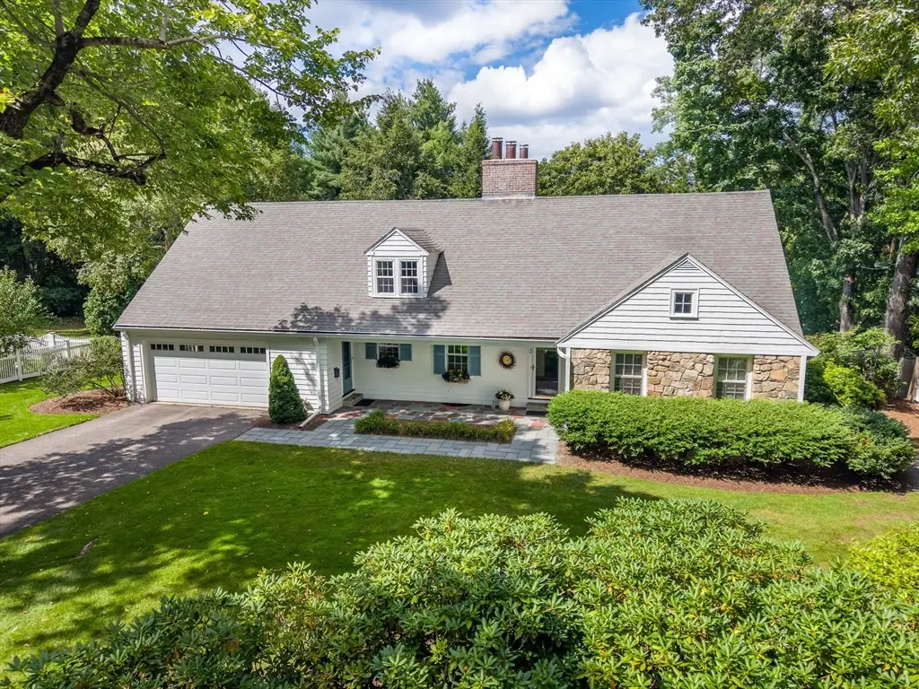 186 Oakland Street, Wellesley, MA 02481 - #1