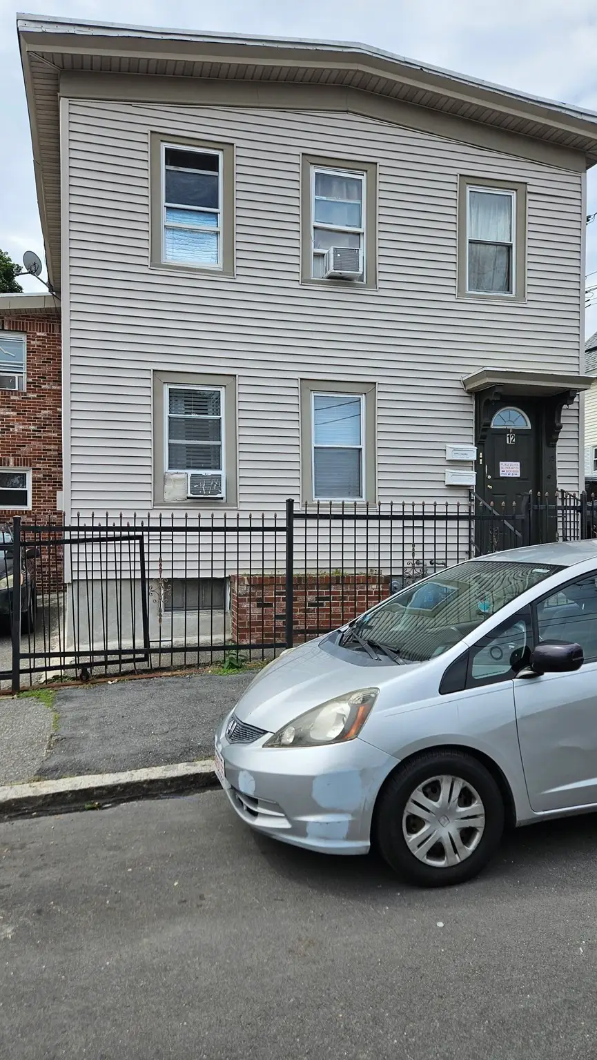 12 Warren St, Lawrence, MA 01841 - #1