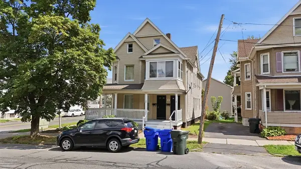 55-57 Oak St, Springfield, MA 01151