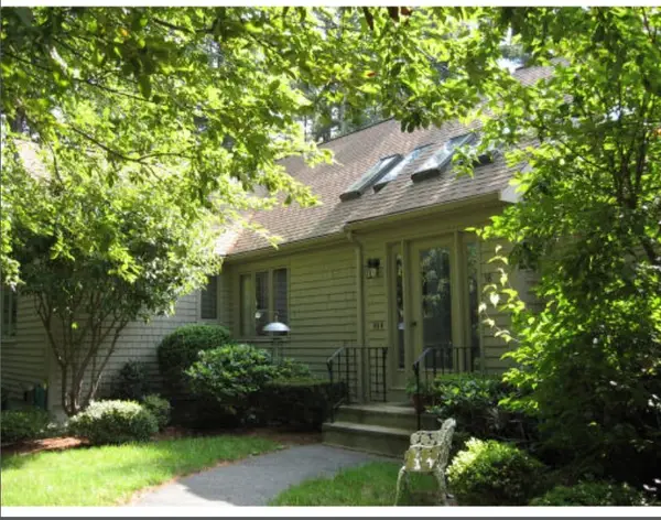 38 Trout Farm Ln #1, Duxbury, MA 02332