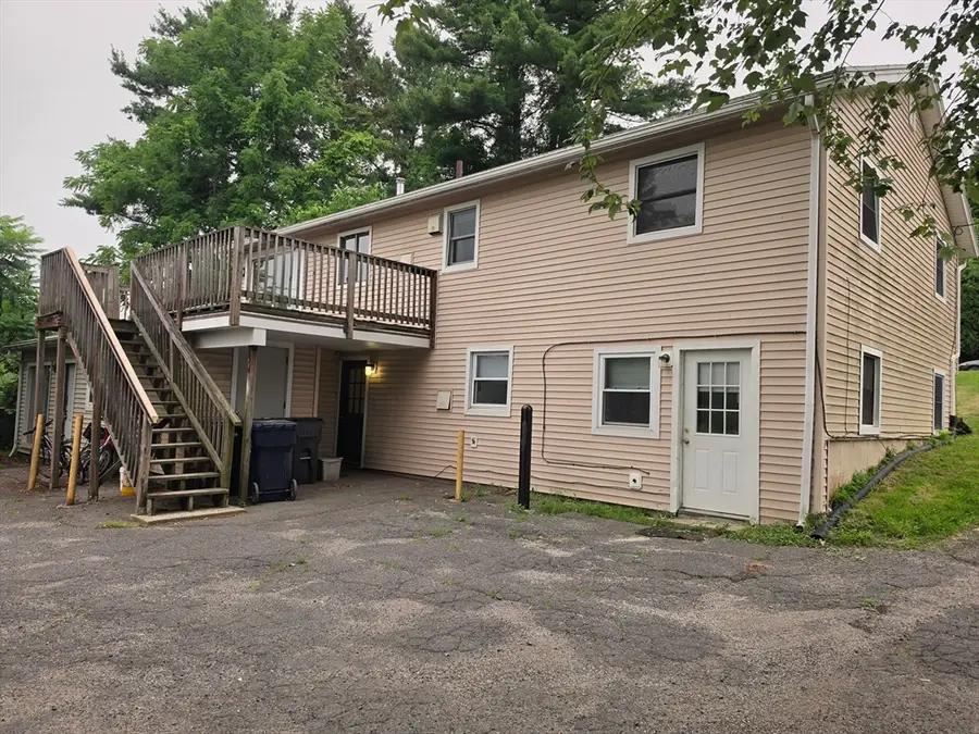 265 N East St, Amherst, MA 01002 - #3