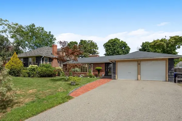 92 Narragansett Rd, Quincy, MA 02169