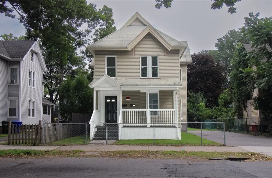 129 Catharine St, Springfield, MA 01109 - #3