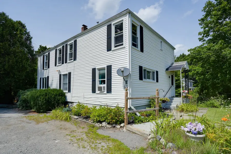 25 E Main St, Northborough, MA 01532 - #2