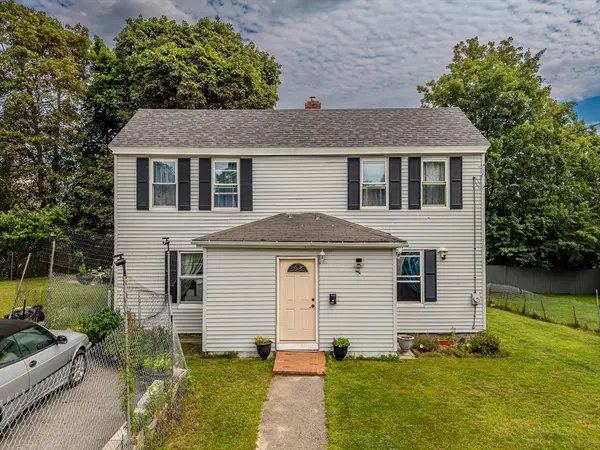 20 Boutelle St, Fitchburg, MA 01420