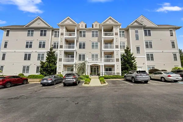 1481 Phillips Rd #1103, New Bedford, MA 02745