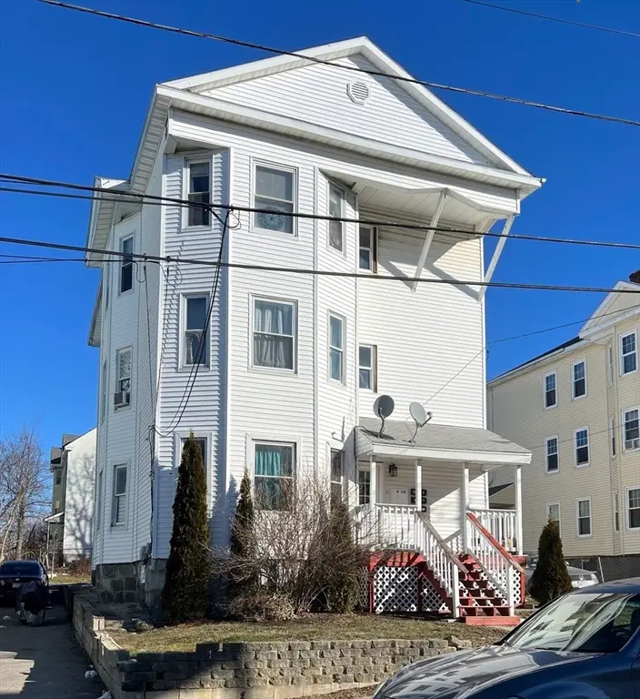 9-1/2 Bourne St, Worcester, MA 01606 - #1
