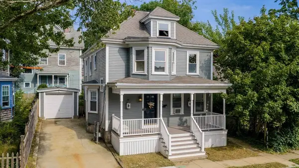 126 Ash St, New Bedford, MA 02740