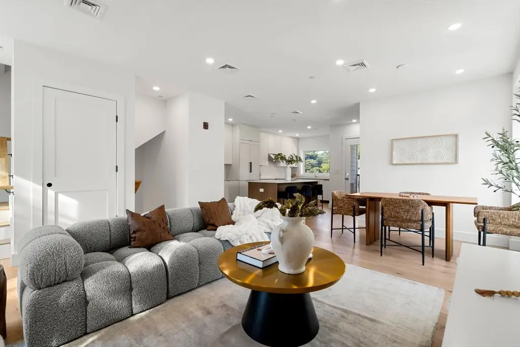 12 Elm Street #12, Newton, MA 02465 - #1