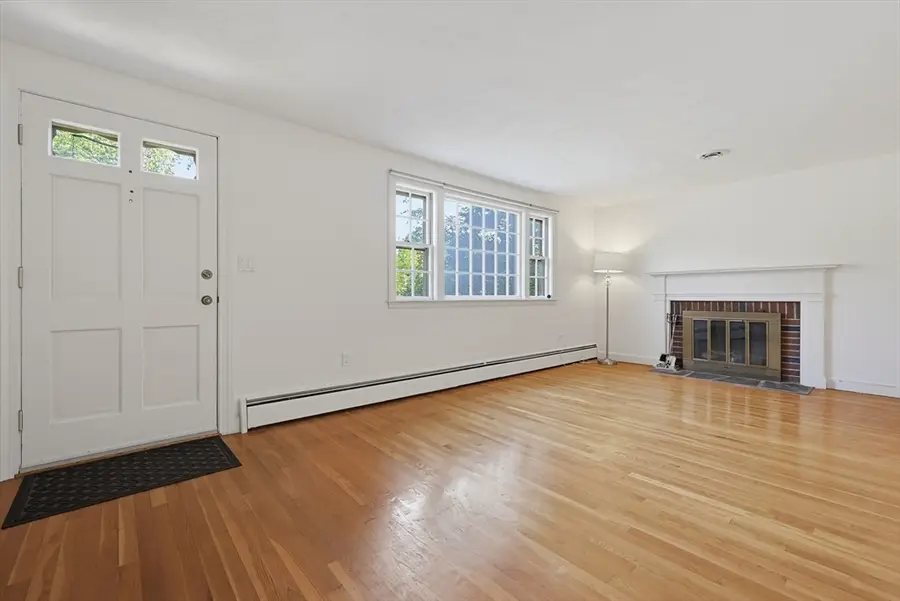 7 Cheryl Dr, Foxboro, MA 02035 - #3