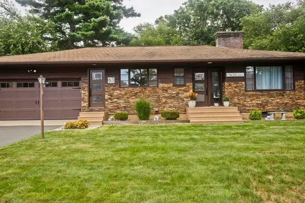 63 Pine Acre Rd, Springfield, MA 01129