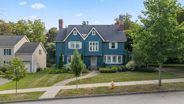 25 Kenwood Ave, Worcester, MA 01605