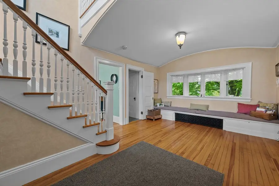 25 Kenwood Ave, Worcester, MA 01605 - #2