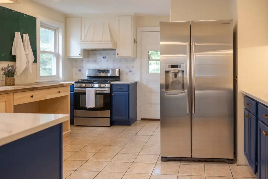 581 South Street #2, Boston, MA 02131 - #2