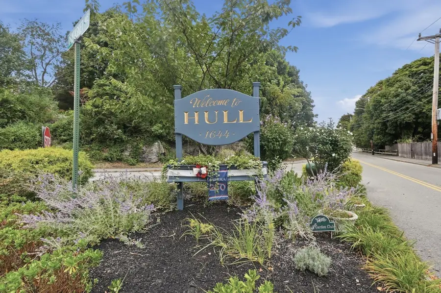 26 School St #204, Hull, MA 02045 - #2