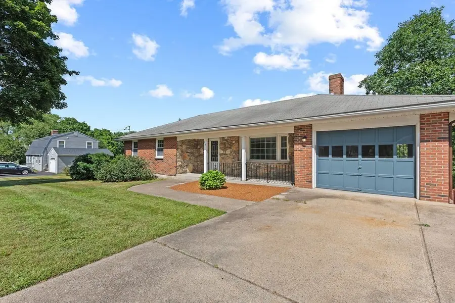 532 Union St, Franklin, MA 02038 - #2