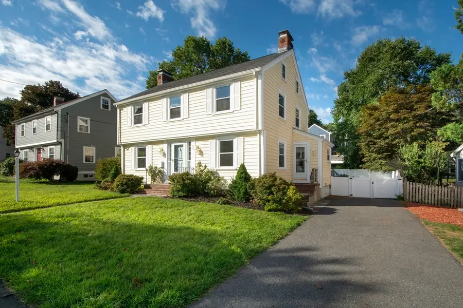 88 Elm St, Milton, MA 02186 - #3