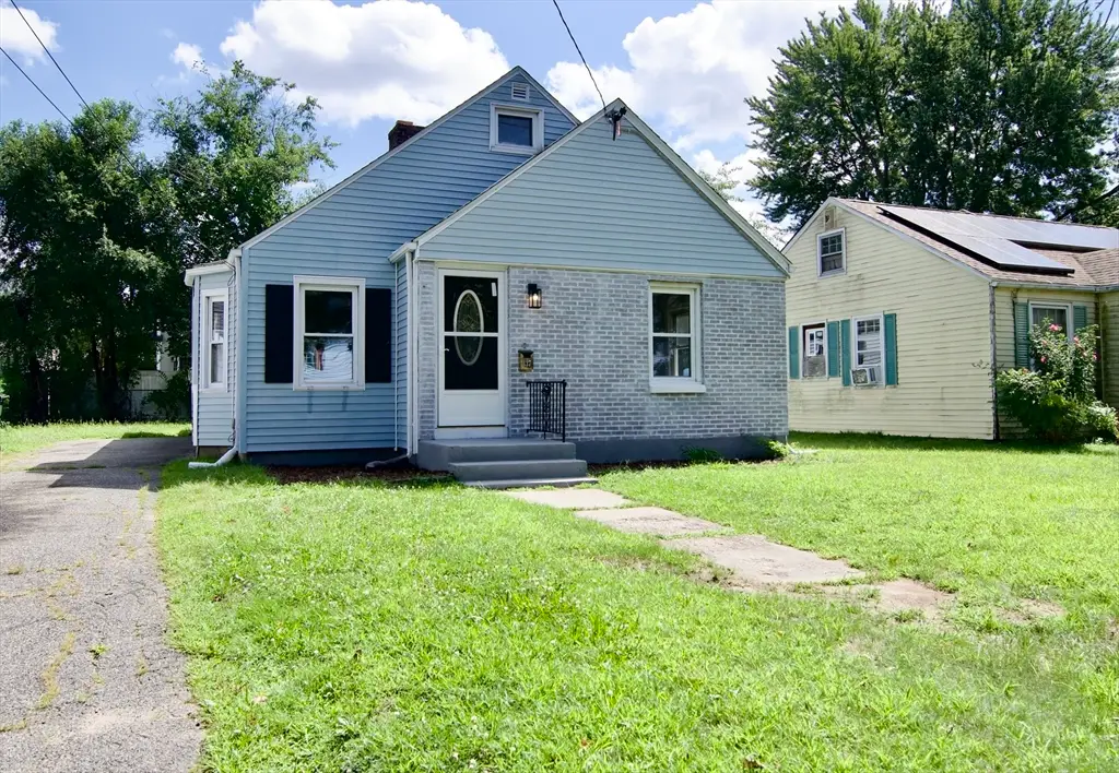 137 Cloran St, Springfield, MA 01109 - #1