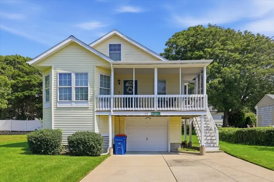 129 Balsam St, Fairhaven, MA 02719 - #2