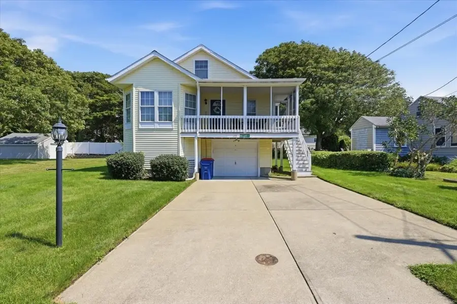 129 Balsam St, Fairhaven, MA 02719 - #3